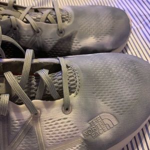 Athletic shoes